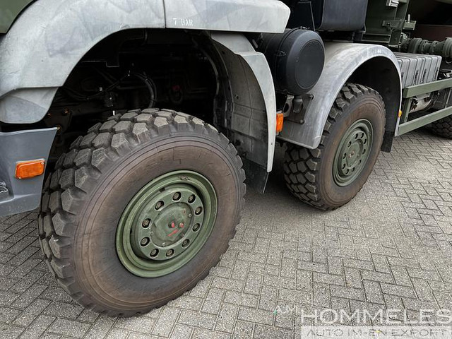 Xe bồn mới Iveco 340E42 8x8: hình 7