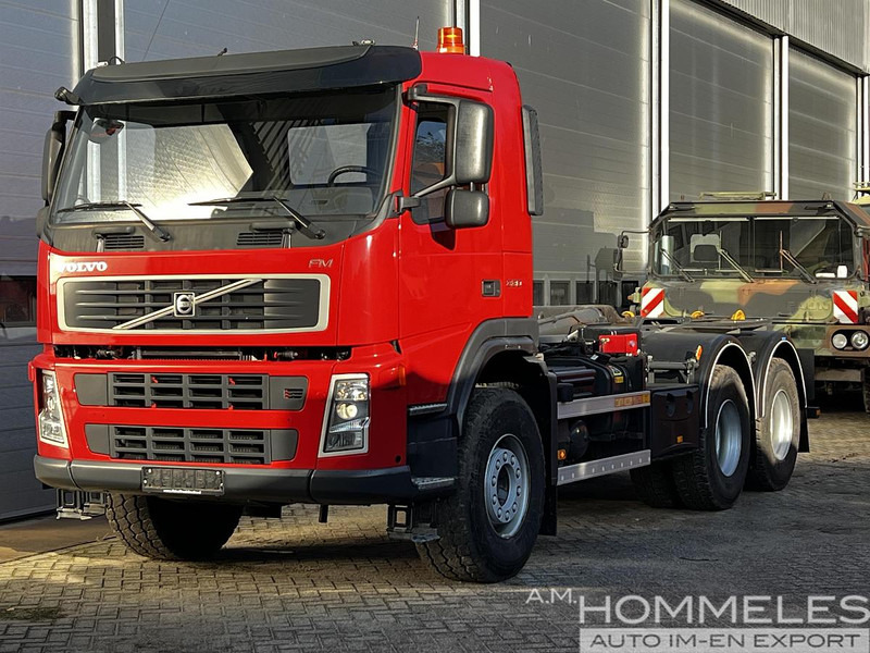 Volvo FM 330 6X4, Multilift - Xe tải nâng móc: hình 3 Volvo FM 330 6X4, Multilift - Xe tải nâng móc: hình 3
