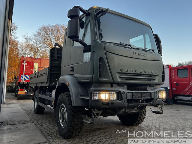 Iveco EuroCargo 100E22 4x4 - Xe cắm trại: hình 4 Iveco EuroCargo 100E22 4x4 - Xe cắm trại: hình 4