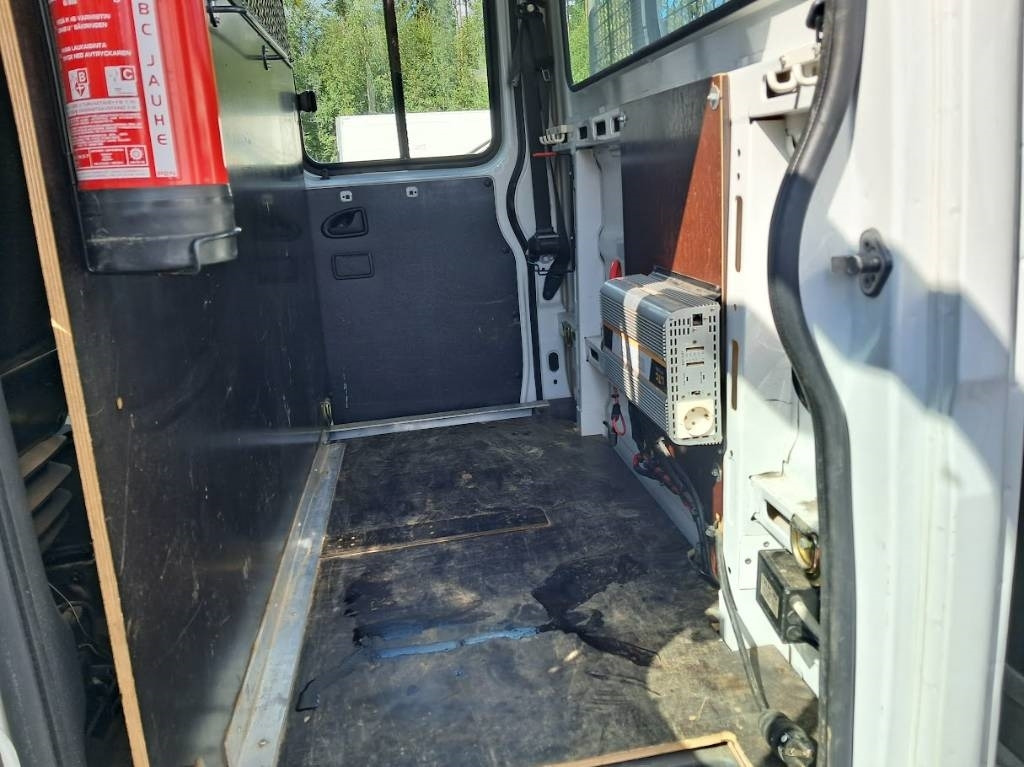 Iveco Daily 70 C17 Doppel 3.0 - Xe tải thùng lửng/ Phẳng: hình 5 Iveco Daily 70 C17 Doppel 3.0 - Xe tải thùng lửng/ Phẳng: hình 5