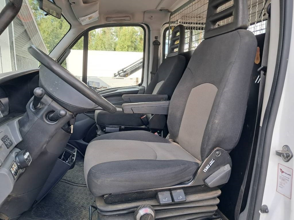 Iveco Daily 70 C17 Doppel 3.0 - Xe tải thùng lửng/ Phẳng: hình 4 Iveco Daily 70 C17 Doppel 3.0 - Xe tải thùng lửng/ Phẳng: hình 4