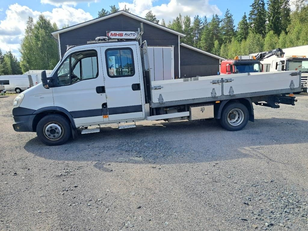 Iveco Daily 70 C17 Doppel 3.0 - Xe tải thùng lửng/ Phẳng: hình 2 Iveco Daily 70 C17 Doppel 3.0 - Xe tải thùng lửng/ Phẳng: hình 2