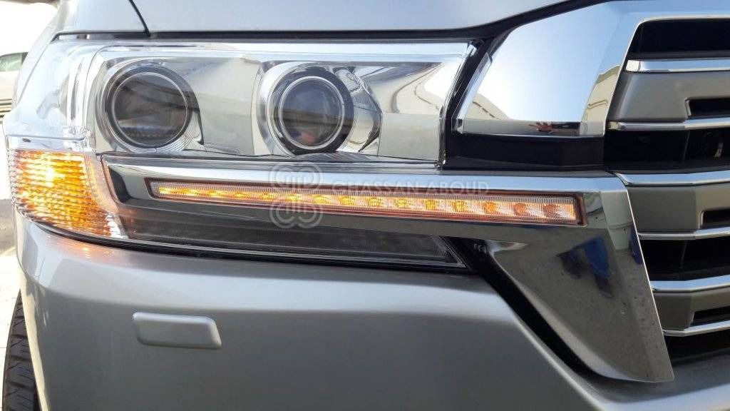DOUBLE INDICATOR HEADLIGHT - Thân xe và ngoại thất cho Xe hơi: hình 2 DOUBLE INDICATOR HEADLIGHT - Thân xe và ngoại thất cho Xe hơi: hình 2
