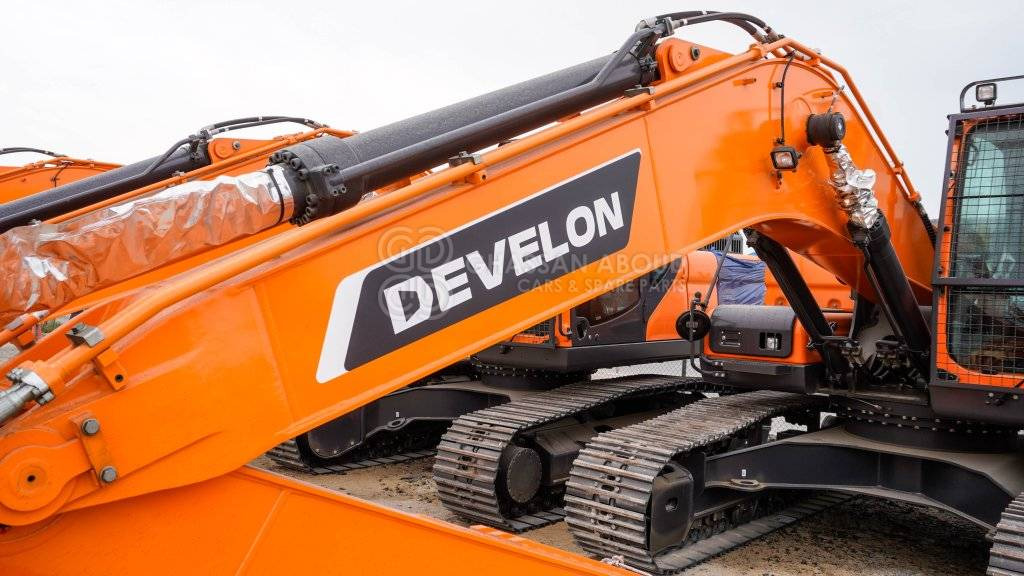 Develon DX225LCA-7M Crawler Excavator MY2025 - Máy xúc bánh xích: hình 3 Develon DX225LCA-7M Crawler Excavator MY2025 - Máy xúc bánh xích: hình 3