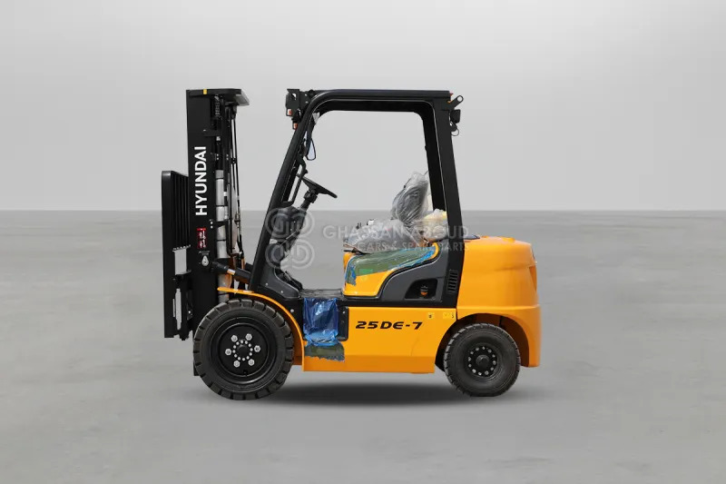 Hyundai Forklift 25DE-7 2.5 TONS DIESEL 3 STAGE - Xe nâng diesel: hình 2 Hyundai Forklift 25DE-7 2.5 TONS DIESEL 3 STAGE - Xe nâng diesel: hình 2