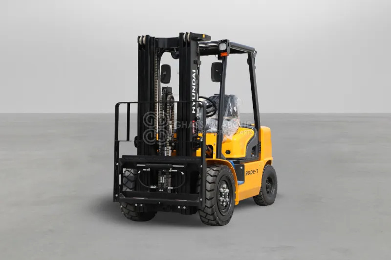 Hyundai Forklift 30DE-7 3 TONS DIESEL 3 STAGE - Xe nâng diesel: hình 2 Hyundai Forklift 30DE-7 3 TONS DIESEL 3 STAGE - Xe nâng diesel: hình 2