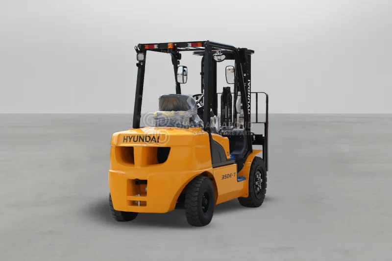 Hyundai Forklift 35DE-7 3.5 TONS DIESEL 3 STAGE - Xe nâng diesel: hình 4 Hyundai Forklift 35DE-7 3.5 TONS DIESEL 3 STAGE - Xe nâng diesel: hình 4