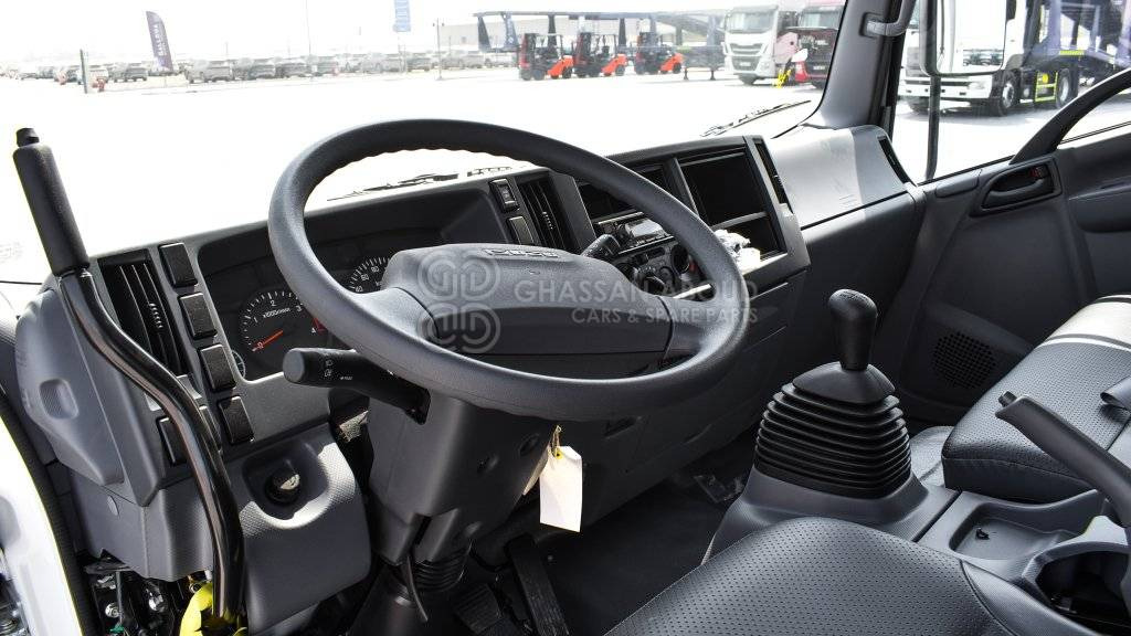 Interior photo 2: Xe ben ISUZU NPR 75 DUMP TRUCK WITH A/C MY24