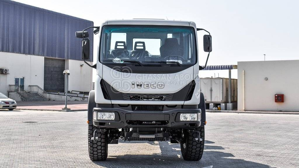 IVECO EUROCARGO ML150 Chassis 4×4, 15 Ton Approx. MY25 - Xe tải khung gầm: hình 3 IVECO EUROCARGO ML150 Chassis 4×4, 15 Ton Approx. MY25 - Xe tải khung gầm: hình 3