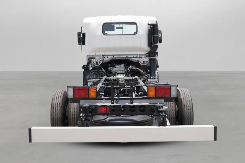 Isuzu NPR 85K 4x2 Long Chassis - Xe tải khung gầm: hình 3 Isuzu NPR 85K 4x2 Long Chassis - Xe tải khung gầm: hình 3
