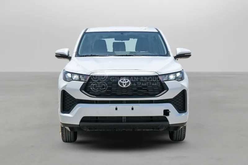 Toyota Innova - SUV: hình 2 Toyota Innova - SUV: hình 2