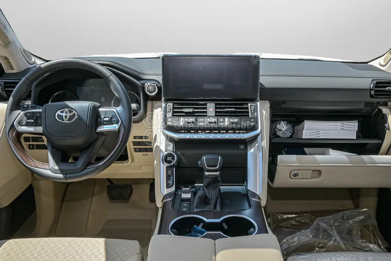 Toyota Land Cruiser 300 - SUV: hình 5 Toyota Land Cruiser 300 - SUV: hình 5