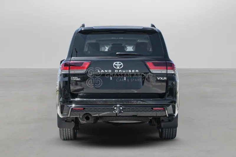 Toyota Land Cruiser 300 - SUV: hình 3 Toyota Land Cruiser 300 - SUV: hình 3