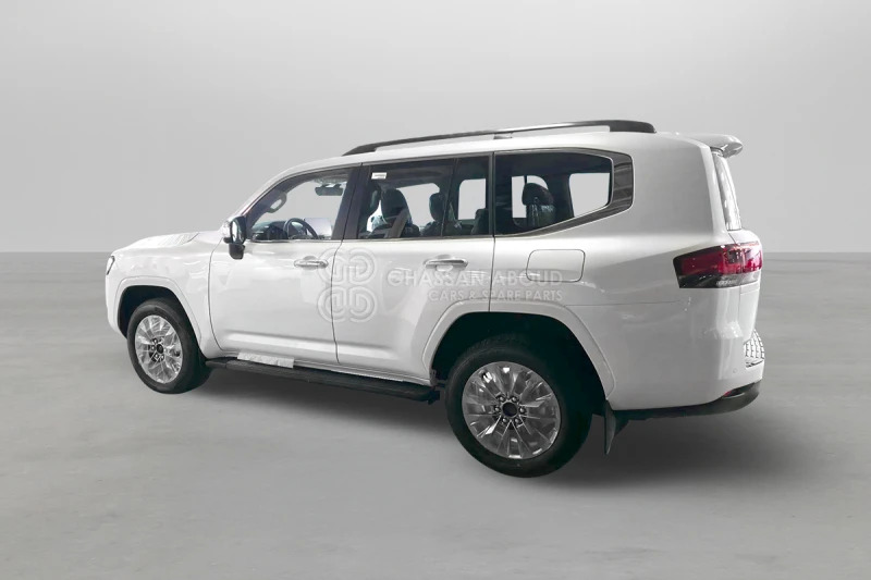 Toyota Land Cruiser 300 - SUV: hình 2 Toyota Land Cruiser 300 - SUV: hình 2