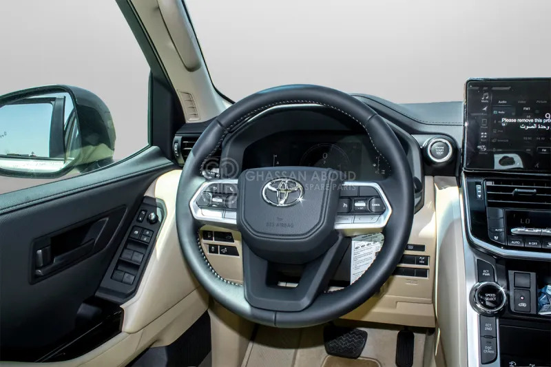 Toyota Land Cruiser 300 - SUV: hình 5 Toyota Land Cruiser 300 - SUV: hình 5