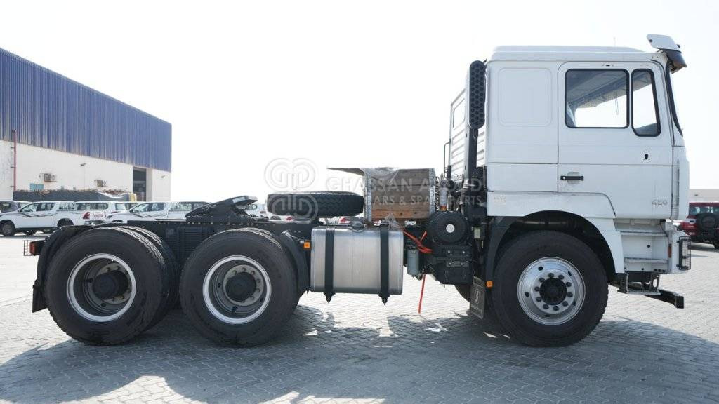 SHACMAN F3000 6×4 Tractor Head MY25 - Xe đầu kéo: hình 5 SHACMAN F3000 6×4 Tractor Head MY25 - Xe đầu kéo: hình 5