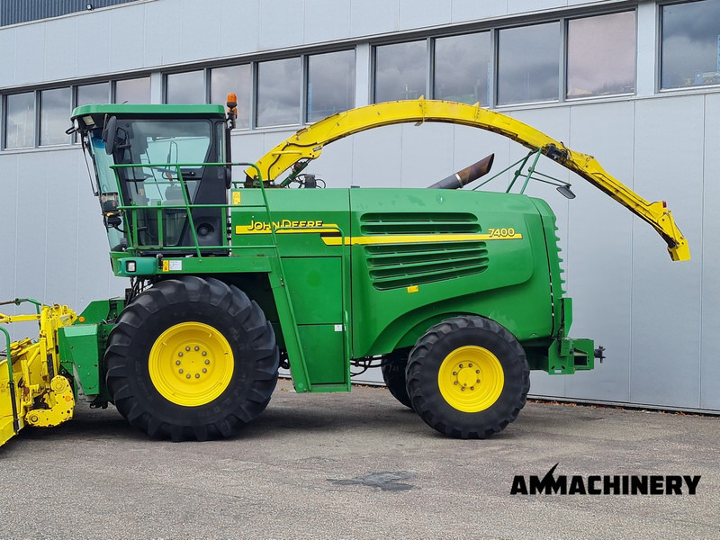 John Deere 7400 forage harvester - Máy gặt đập thức ăn gia súc: hình 2 John Deere 7400 forage harvester - Máy gặt đập thức ăn gia súc: hình 2