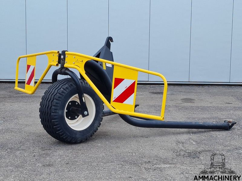 New Holland 600SFI - Đính kèm máy gặt đập thức ăn gia súc: hình 1 New Holland 600SFI - Đính kèm máy gặt đập thức ăn gia súc: hình 1