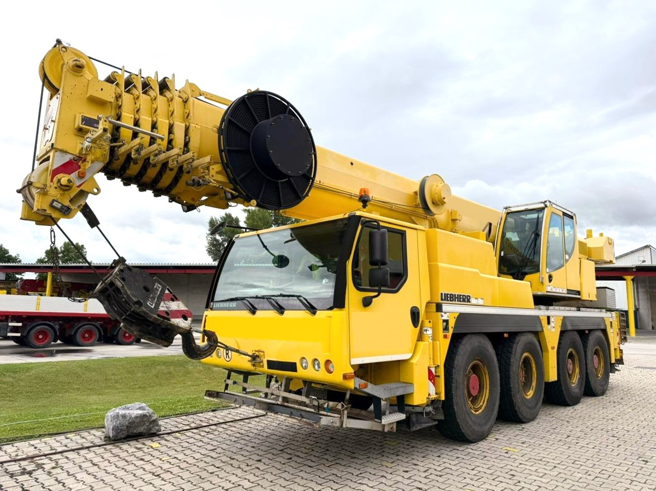 LIEBHERR LTM 1070-4.2 - Cần cẩu: hình 4 LIEBHERR LTM 1070-4.2 - Cần cẩu: hình 4