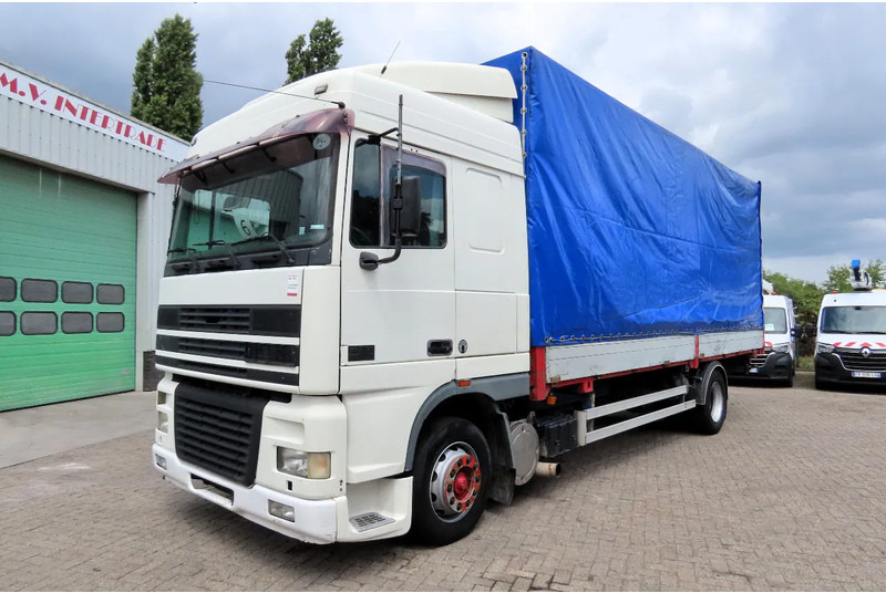 DAF XF 95.430 Manual diesel injection! Manual gearbox! - Xe tải thùng mui bạt: hình 2 DAF XF 95.430 Manual diesel injection! Manual gearbox! - Xe tải thùng mui bạt: hình 2