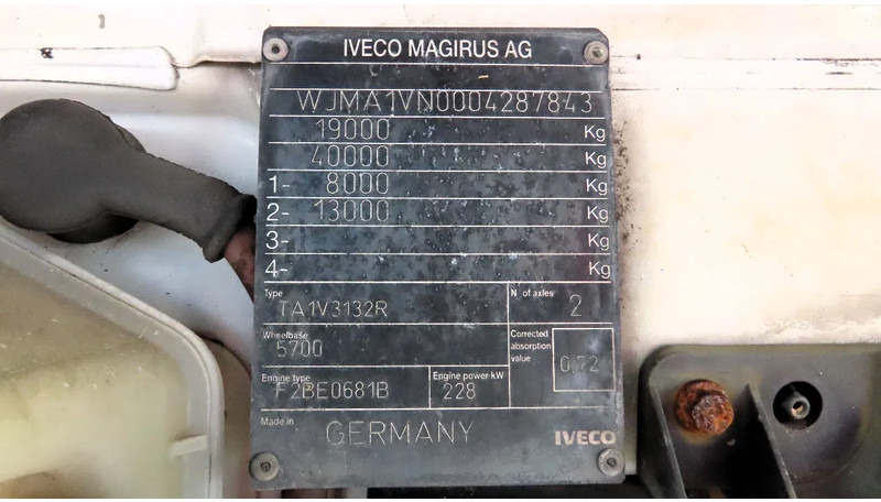 Xe tải hộp Iveco Stralis 310 8.60m box! Manual gerabox, Great state: hình 20