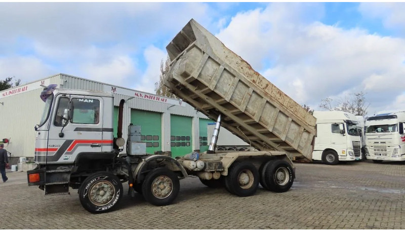MAN 35.362 8x4 Euro 2, ZF manual gearbox, VERY clean - Xe ben: hình 5 MAN 35.362 8x4 Euro 2, ZF manual gearbox, VERY clean - Xe ben: hình 5
