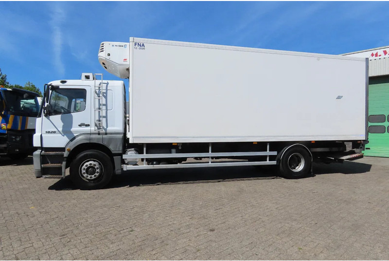 Mercedes-Benz Axor 1828 TK TS500, Lamberet. Very good condition - Xe tải đông lạnh: hình 4 Mercedes-Benz Axor 1828 TK TS500, Lamberet. Very good condition - Xe tải đông lạnh: hình 4