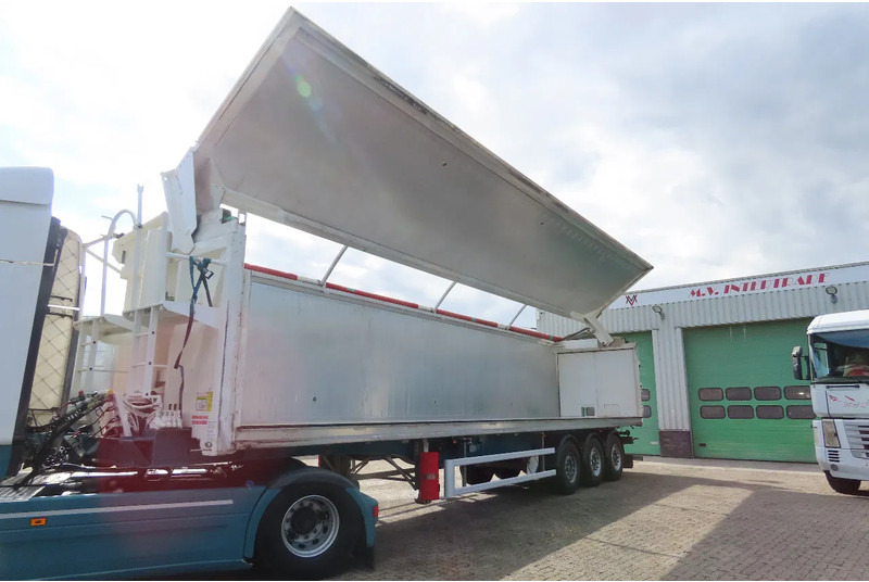 Socari 67,8 m3, left side opens, self pump tyres, etc - Sơ mi rơ moóc ben: hình 2 Socari 67,8 m3, left side opens, self pump tyres, etc - Sơ mi rơ moóc ben: hình 2