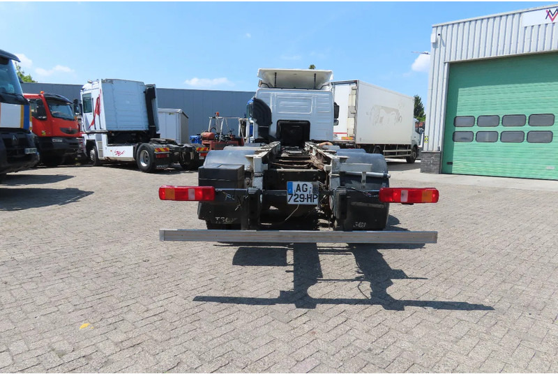 Volvo FM 380 8x4 FULL SPRING. 100% condition! - Xe tải khung gầm: hình 5 Volvo FM 380 8x4 FULL SPRING. 100% condition! - Xe tải khung gầm: hình 5