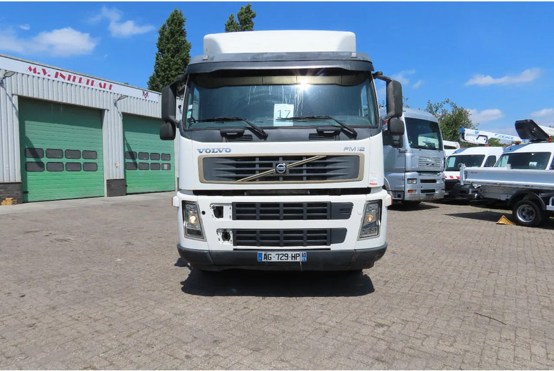 Volvo FM 380 8x4 FULL SPRING. 100% condition! - Xe tải khung gầm: hình 2 Volvo FM 380 8x4 FULL SPRING. 100% condition! - Xe tải khung gầm: hình 2