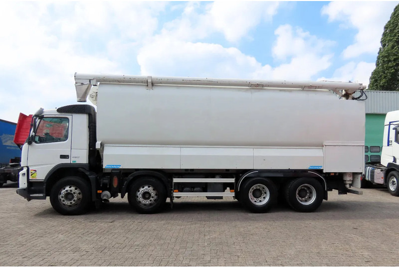 Volvo FMX 450 8x4 AUGER, radio control, 7 COMP. Full Volvo Service! . EXCELLENT condition - Xe bồn: hình 5 Volvo FMX 450 8x4 AUGER, radio control, 7 COMP. Full Volvo Service! . EXCELLENT condition - Xe bồn: hình 5