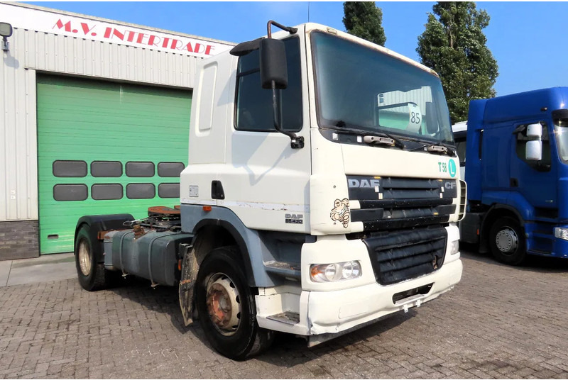 DAF 85.430 Manual - Xe đầu kéo: hình 1 DAF 85.430 Manual - Xe đầu kéo: hình 1
