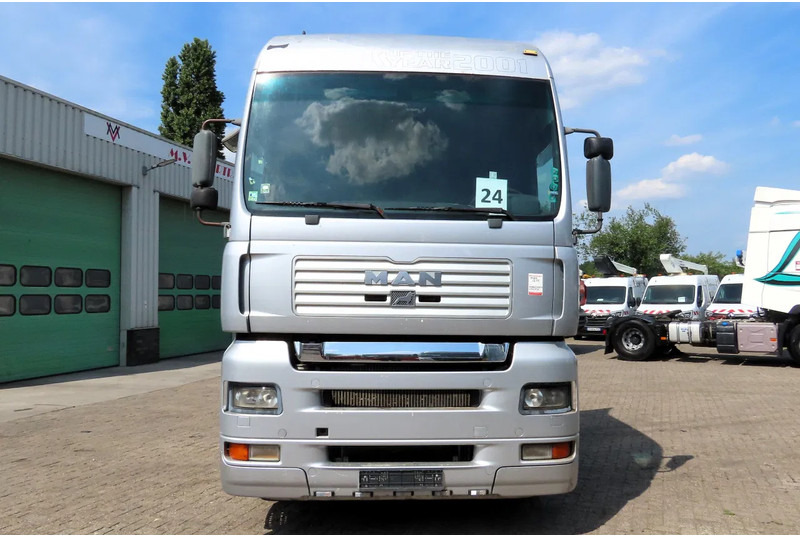 MAN TGA 18.460 Manual diesel pomp! ROYAL TRUCK! - Xe đầu kéo: hình 3 MAN TGA 18.460 Manual diesel pomp! ROYAL TRUCK! - Xe đầu kéo: hình 3