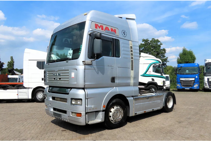 MAN TGA 18.460 Manual diesel pomp! ROYAL TRUCK! - Xe đầu kéo: hình 2 MAN TGA 18.460 Manual diesel pomp! ROYAL TRUCK! - Xe đầu kéo: hình 2