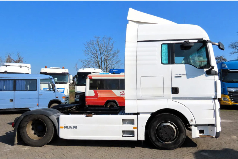 MAN TGX 14.440 EVV EURO5, RETARDER, FRIGO, 2 beds - Xe đầu kéo: hình 4 MAN TGX 14.440 EVV EURO5, RETARDER, FRIGO, 2 beds - Xe đầu kéo: hình 4