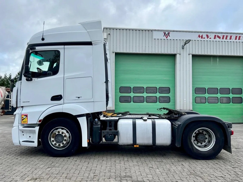 Mercedes-Benz Actros 1845 WDF9634031B995871, PTO, HYDRAULIC - Xe đầu kéo: hình 4 Mercedes-Benz Actros 1845 WDF9634031B995871, PTO, HYDRAULIC - Xe đầu kéo: hình 4