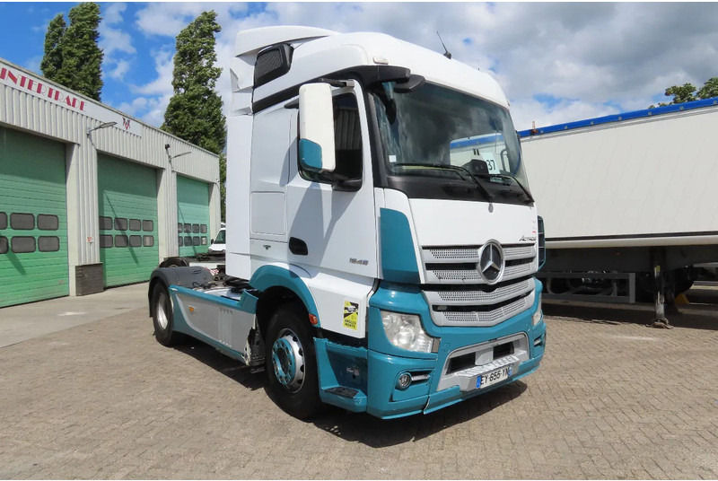Mercedes-Benz Actros 1846 PTO. HYDRAULIC - Xe đầu kéo: hình 2 Mercedes-Benz Actros 1846 PTO. HYDRAULIC - Xe đầu kéo: hình 2
