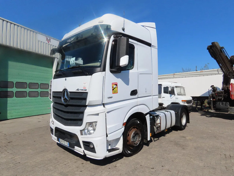 Mercedes-Benz Actros 1851 RETARDER, EVV, 831300 km original! RETARDER, 2 tanks - Xe đầu kéo: hình 4 Mercedes-Benz Actros 1851 RETARDER, EVV, 831300 km original! RETARDER, 2 tanks - Xe đầu kéo: hình 4