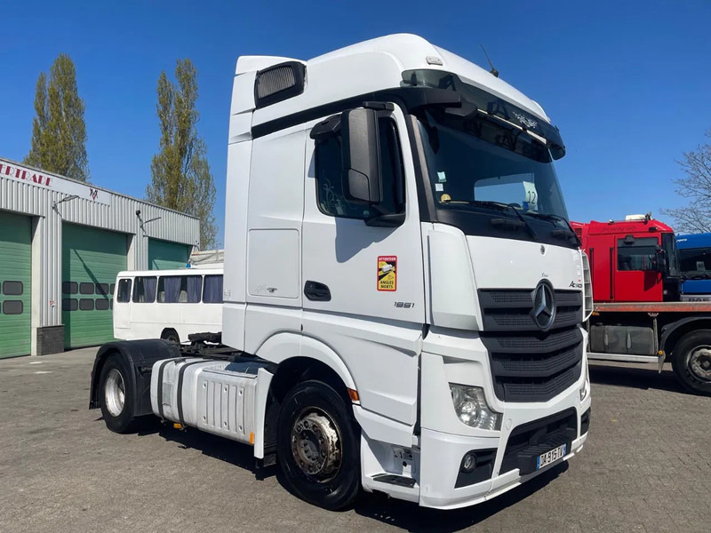 Mercedes-Benz Actros 1851 RETARDER, EVV, 831300 km original! RETARDER, 2 tanks - Xe đầu kéo: hình 2 Mercedes-Benz Actros 1851 RETARDER, EVV, 831300 km original! RETARDER, 2 tanks - Xe đầu kéo: hình 2