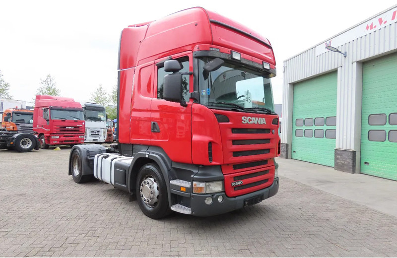 Scania R440 2 tanks Frigo, 95% tires, 927381km, good chassis - Xe đầu kéo: hình 1 Scania R440 2 tanks Frigo, 95% tires, 927381km, good chassis - Xe đầu kéo: hình 1