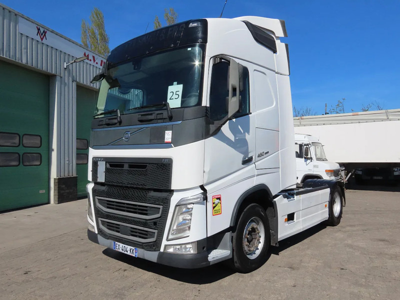 Volvo FH 460 YV2RTY0A3JB867622, FRIGO, 2X FUEL TANK, frigo, EURO6 - Xe đầu kéo: hình 2 Volvo FH 460 YV2RTY0A3JB867622, FRIGO, 2X FUEL TANK, frigo, EURO6 - Xe đầu kéo: hình 2