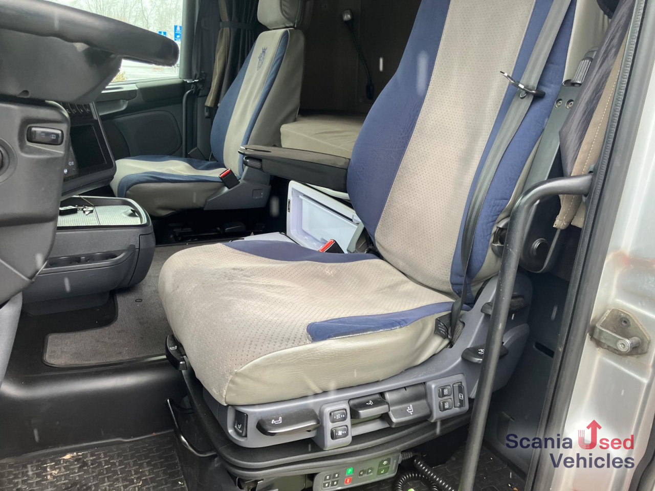 SCANIA R 410 LB6x2*4HNB BDF Komplettzug !! - Xe chở container/ Xe tải hoán đổi thân: hình 4 SCANIA R 410 LB6x2*4HNB BDF Komplettzug !! - Xe chở container/ Xe tải hoán đổi thân: hình 4