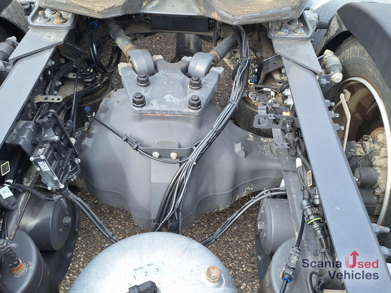 VOLVO FH 500 Lowliner Euro 6 ! - Xe đầu kéo: hình 3 VOLVO FH 500 Lowliner Euro 6 ! - Xe đầu kéo: hình 3