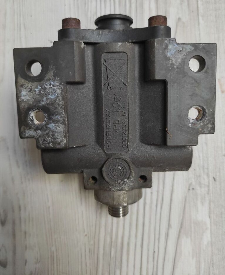 SCANIA ADBLUE DOSING MODULE Bosch Scania truck - Hệ thống xả cho Xe tải: hình 2 SCANIA ADBLUE DOSING MODULE Bosch Scania truck - Hệ thống xả cho Xe tải: hình 2