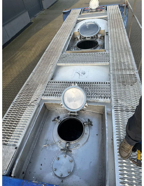 Bồn chứa UBH Universal Bulk Handling 20 FT SWAP BODY 31.345L UN Portable T7 valid 5Y test: 04/2028: hình 9