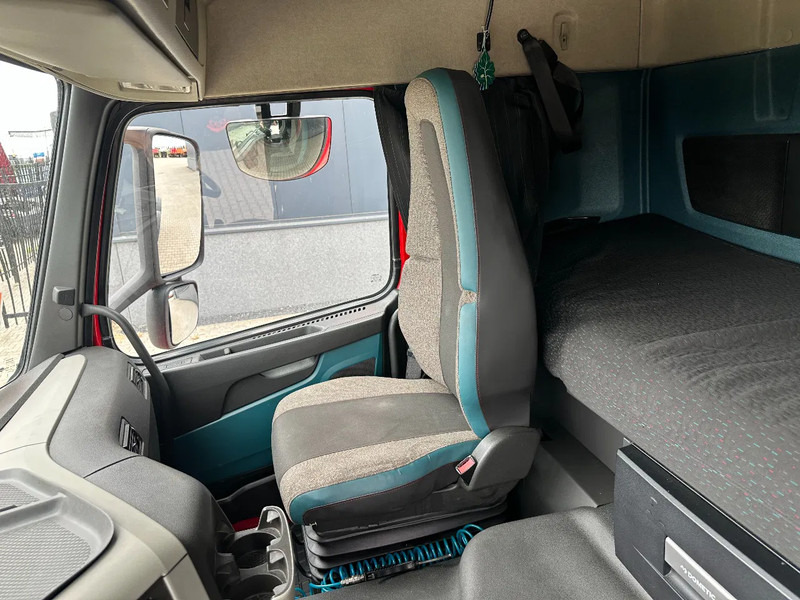Xe đầu kéo Volvo FM 460 Globetrotter 6x2, ADR (FL, AT): hình 14
