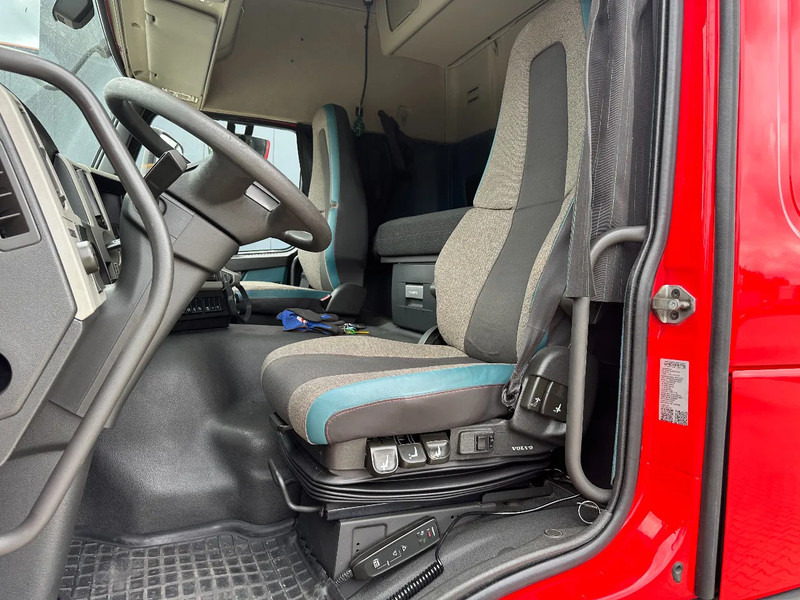 Xe đầu kéo Volvo FM 460 Globetrotter 6x2, ADR (FL, AT): hình 11