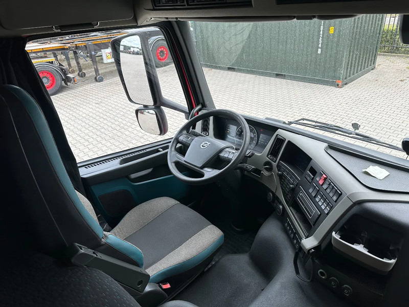 Xe đầu kéo Volvo FM 460 Globetrotter 6x2, ADR (FL, AT): hình 12