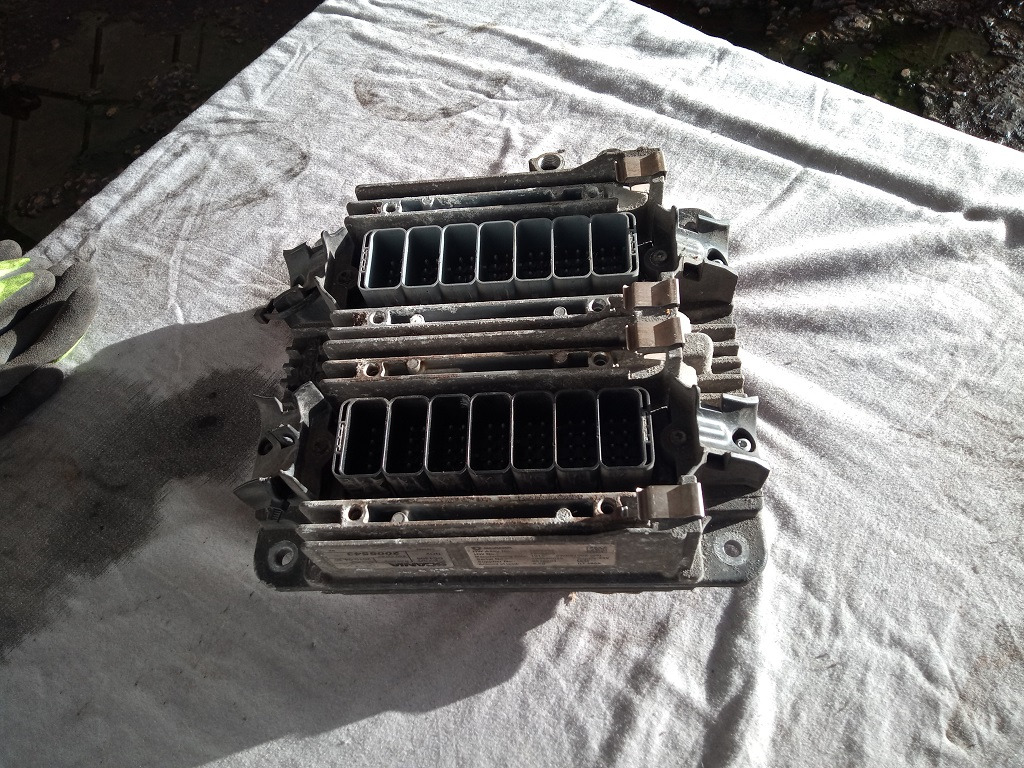 EDC Scania R440 DC1305 2006543 - ECU cho Xe tải: hình 2 EDC Scania R440 DC1305 2006543 - ECU cho Xe tải: hình 2