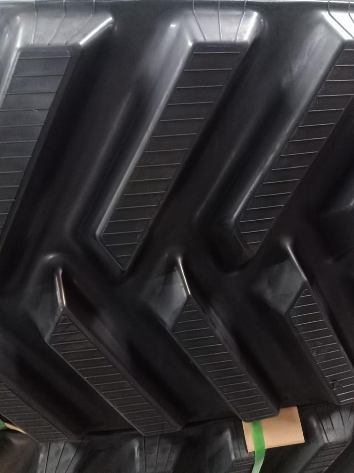 Rubber track for John Deere 8RX front / avant 24" FRONT / AVANT - Bánh lăn cho Máy cày bánh xích: hình 4 Rubber track for John Deere 8RX front / avant 24" FRONT / AVANT - Bánh lăn cho Máy cày bánh xích: hình 4